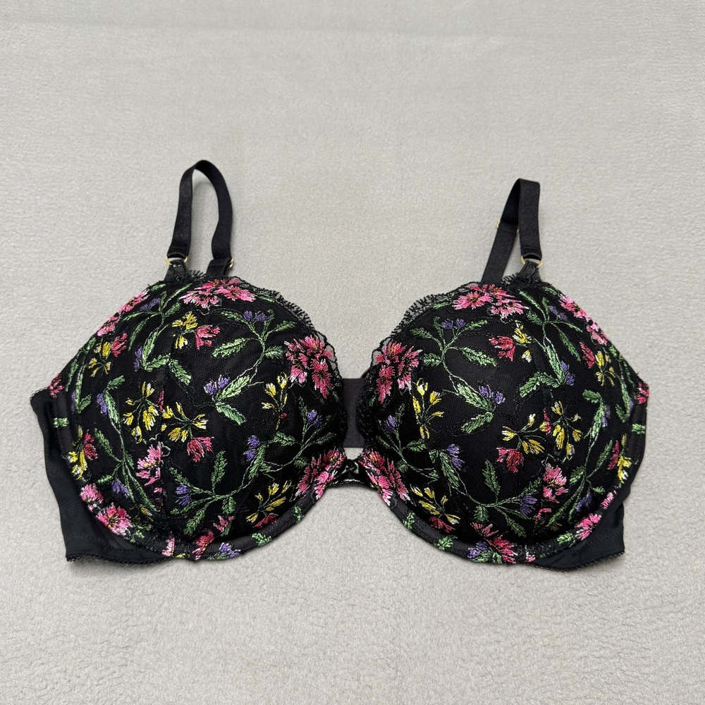 Victorias Secret Bra Womens 38DD Black Floral Embroidery Very Sexy Push Up Lace